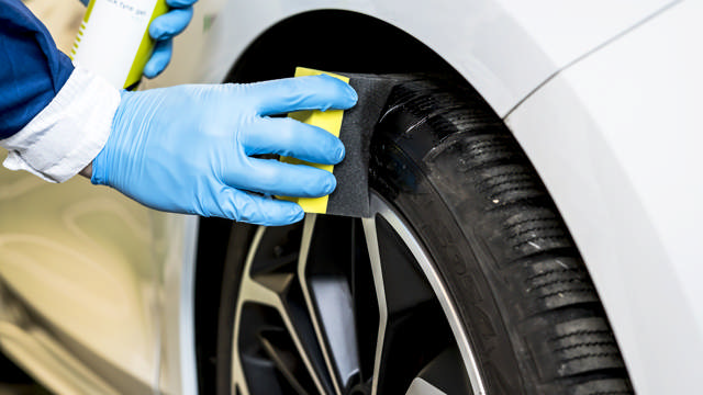 BTS 12 - Schaumstoff-Handpuck für Reifengel - 12 st.