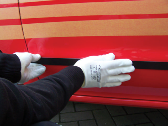 DZB 25 - Cinta de doble cara roja 25 mm x 10m