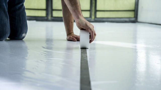 CPT 50 - Spuitcabinebeschermtape wit 50mm x 50m 24 rollen