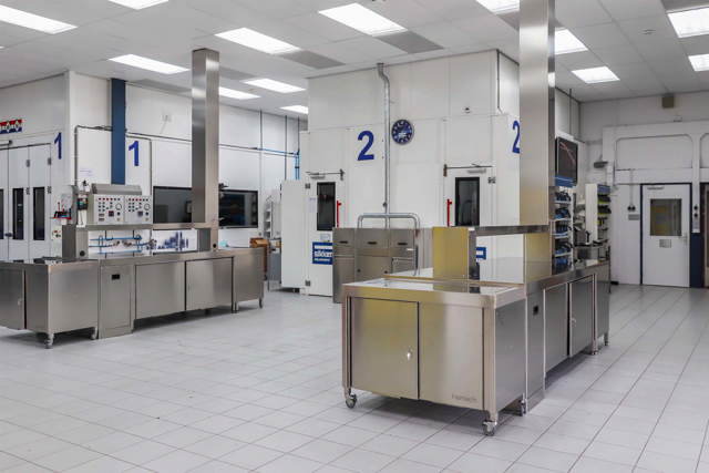 two work islands hamach