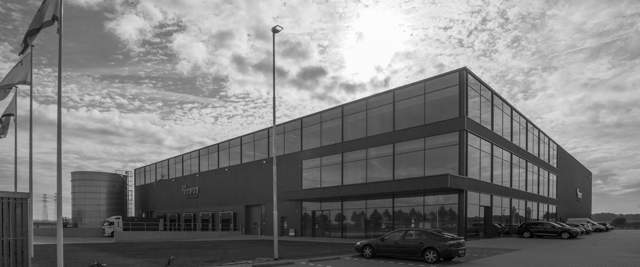 EMM eröffnet neuen Hauptsitz und Vertriebszentrum