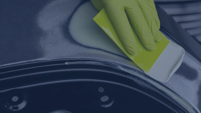 Self-levelling putty
