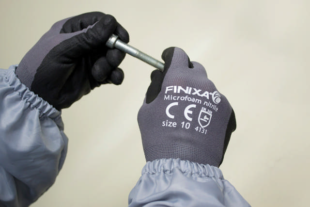 GLMB 10 - Microfoam Nitrilhandschuhe - XL  12 paar