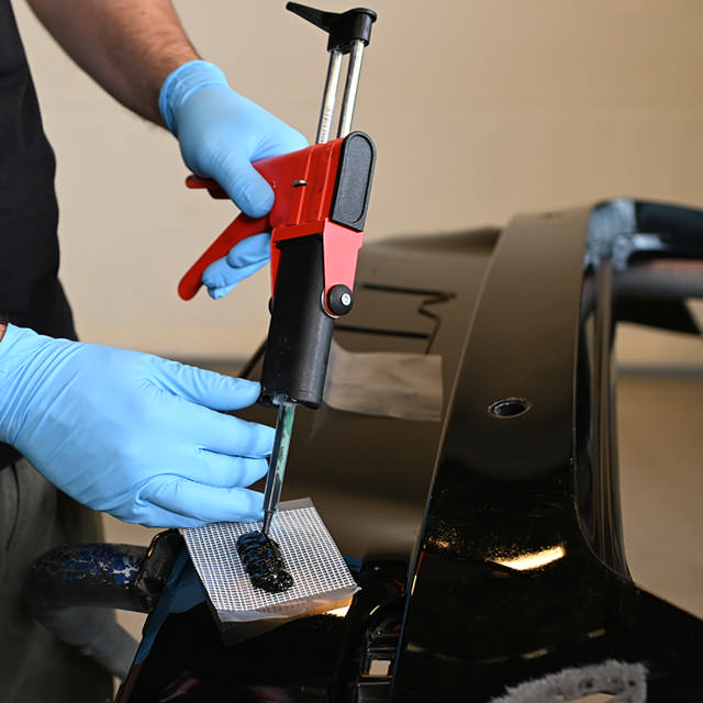 PLI 22 - Naprawa plastiku Średnia (90 sek) Mikroemisyjna